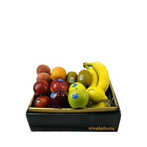 Cesta de 4 kg con frutas frescas de temporada como manzanas, naranjas, plátanos, kiwis y uvas. Ideal para empresas y oficinas.